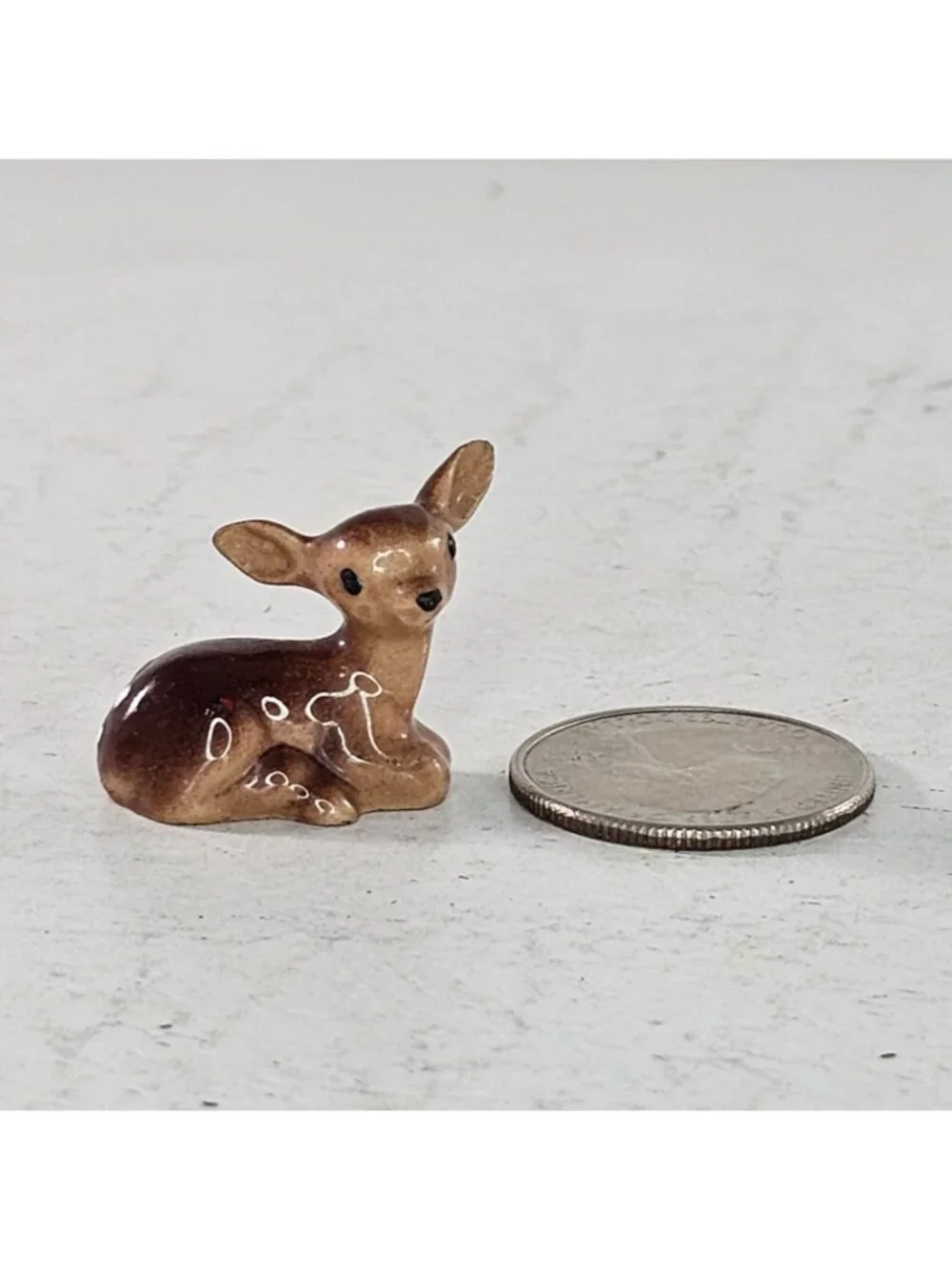 Hagen Renaker Fawn Bay Spotted Deer Lying Down Miniature Figurine